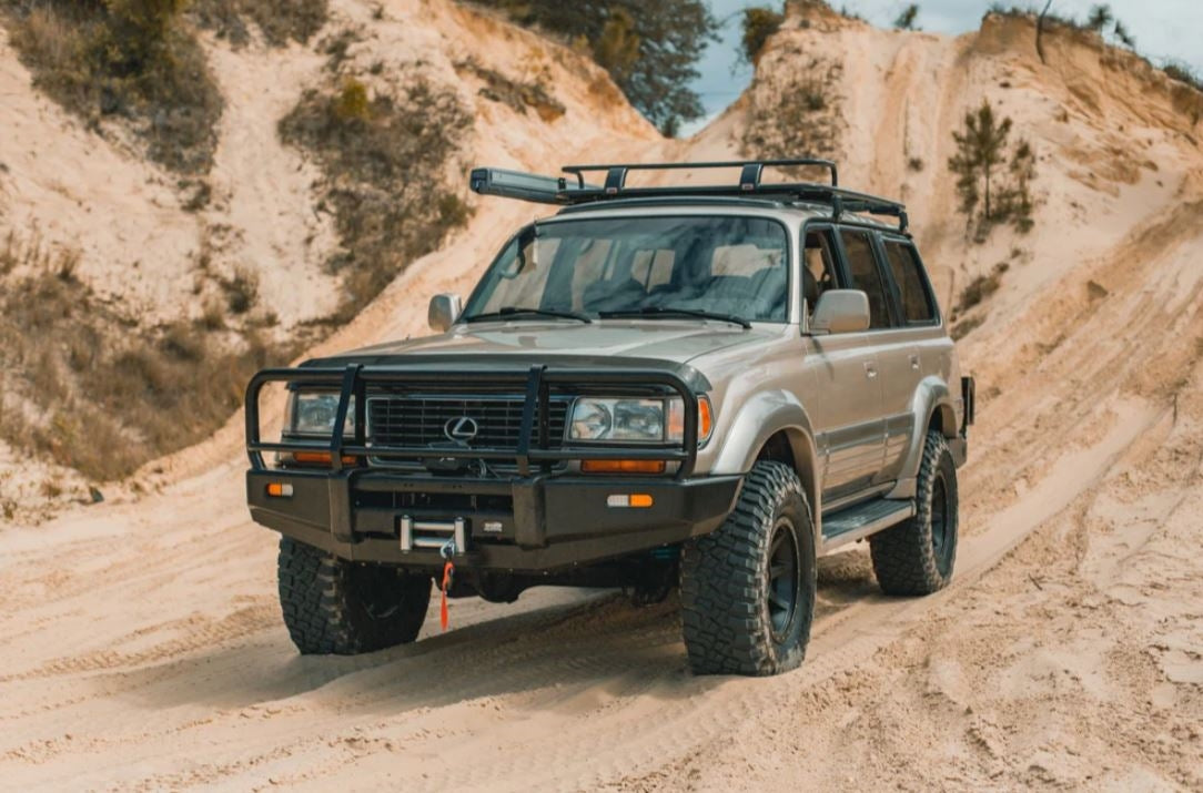 Dobinsons Classic Black Front Bullbar for Toyota Landcruiser 80 Series