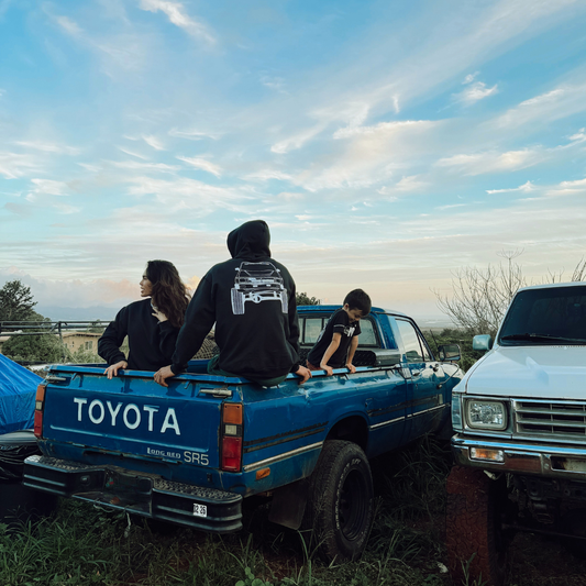 NWT 2nd Gen Black Sweatshirt